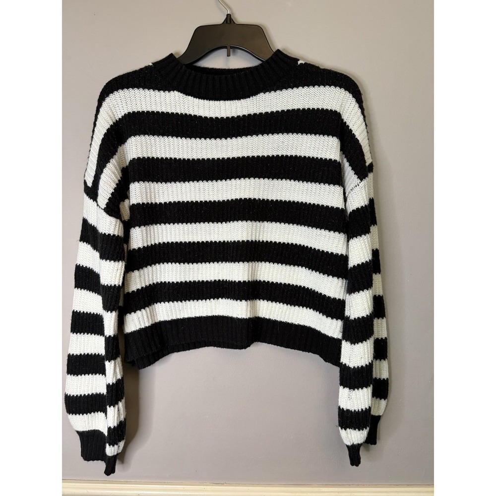 SHEIN Pullover Knit‎ Sweater Women's Small White Black Striped Balloon Sleeve